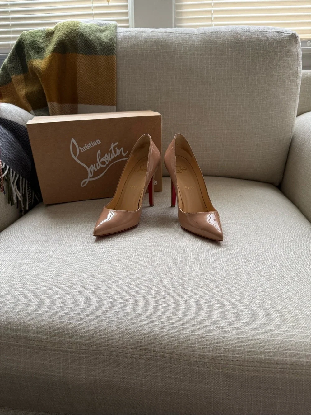 Christian Louboutin Nude Patent Pigalle 100 Pumps EU Sz 38